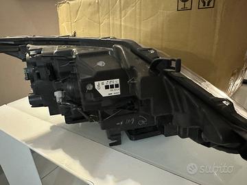 Fanale sinistro della Nissan Qashqai j11