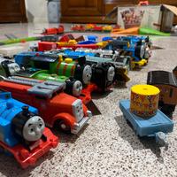 Trenino Thomas 23 Locomotive + kit binari