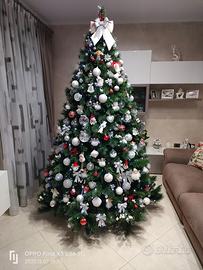 Albero di natale artificiale usato