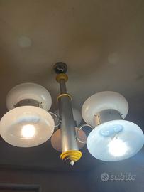 Lampadario tre luci in vetro e giallo anni 90
