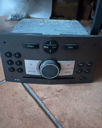 Autoradio macchina opel astra