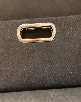 Pochette nera glitter catena argento idearegalo