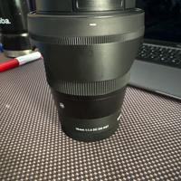 Obbiettivo 16mm Sigma, attacco E mount