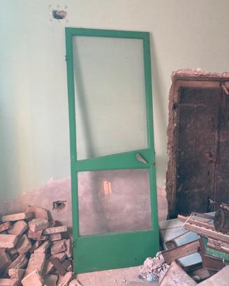 Porta in ferro