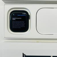 Apple Watch 9, 45 mm.