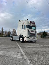 Scania V8 R520