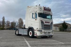 Scania V8 R520