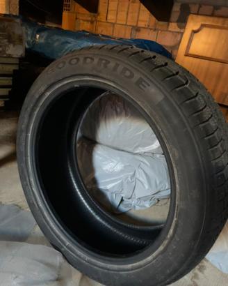 Gomme termiche 215/50 R18