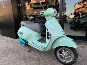 Vespa 310 GTS hpe