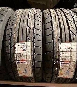 4 gomme nuove 225 45 19 nitto