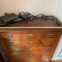 Cassettone in legno buono stato