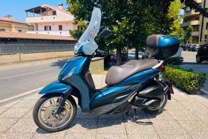 PIAGGIO Beverly 300 i.e. TUTTO INCLUSO ANCHE PAS