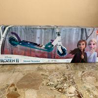 Monopattino frozen