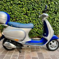 Vespa 125 ET4