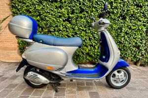 Vespa 125 ET4