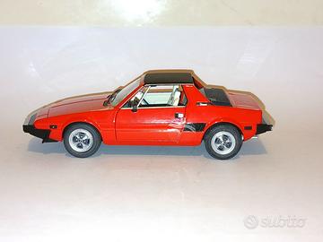 Modello 1:24 Fiat X 1.9 2° serie