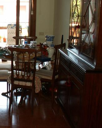 sala da pranzo in stile Liberty 