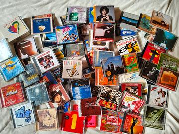 78 CD musicali genere misto REGALASI