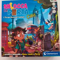sblocca la porta escape room per bambini