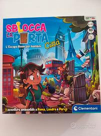 sblocca la porta escape room per bambini