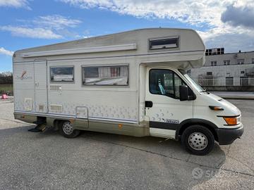 MOBILVETTA ARCOBALENO 7 POSTI DAILY 2.8 TD ANNO 20