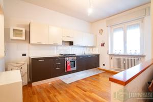 LUMINOSO DUE LOCALI LIBERO SUBITO