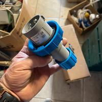 Presa industriale 230Vac