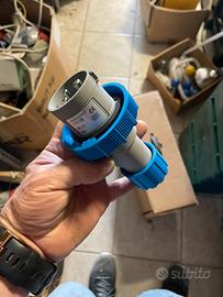 Presa industriale 230Vac