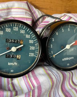 Strumenti honda fuor 750