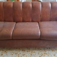 divano letto similpelle vintage