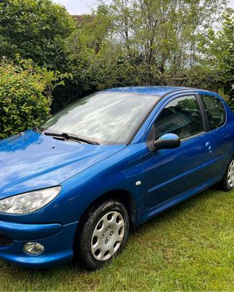 Peugeot 206 Sweet Year- anno 2006 -Benz 1.4 16v