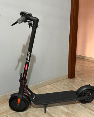 Monopattino elettrico NAAVE V25 I PRO