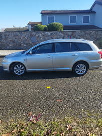 Toyota Avensis SW 2.0 d-4d 2005