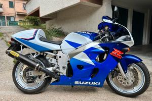 SUZUKI GSX 600 R srad - anno 1997