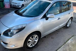 Renault Scenic Scénic X-Mod 2.0 dCi 160CV Luxe, so