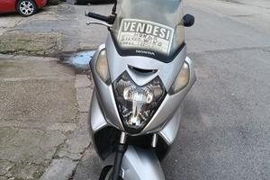 SCOOTER HONDA SILVER WING 600 CC