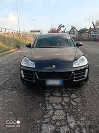 Porsche Cayenne 3.2 gpl