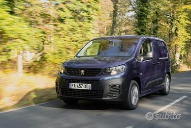 Ricambi usati peugeot partner 2008 2010 2020
