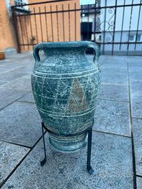 Vaso con piedistallo