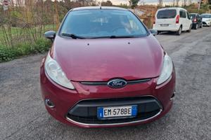 Ford Fiesta 1.4 TDCi 70cv 5 porte
