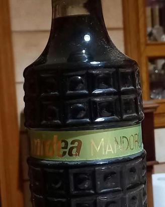 serie di bottiglie vintage