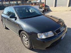 AUDI A3 1.9 TDI/110CV cat 3p. Ambiente Stupenda