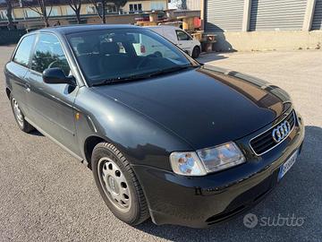 AUDI A3 1.9 TDI/110CV cat 3p. Ambiente Stupenda