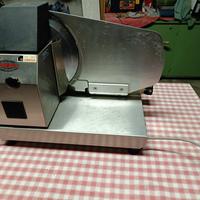 affettatrice 220v 