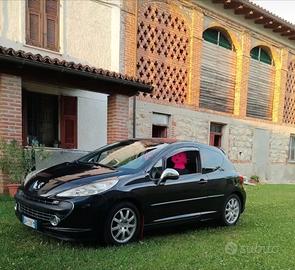 Peugeot 207 1.6 hdi