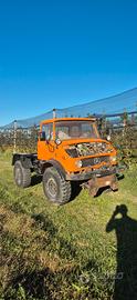 Mercedes unimog