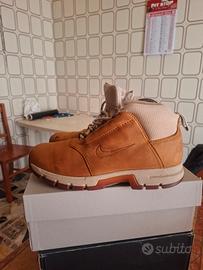 STIVALETTO NIKE AIR COLOR CAMMELLO 