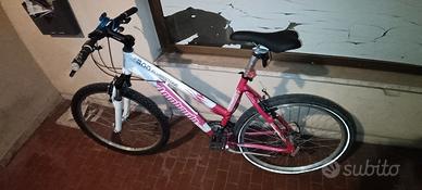 Bici alluminio MTB 26" con ammortizzatore