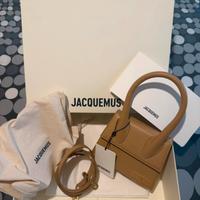 Borsa Jacquemus Le Chiquito Moyen colore camel
