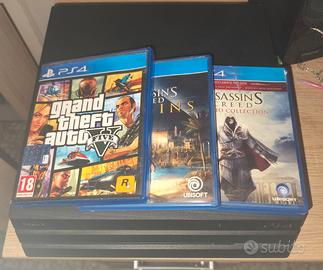 PS4 pro 1TB con controller, + 3 giochi